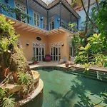 Hotel Casa Santiago Botero