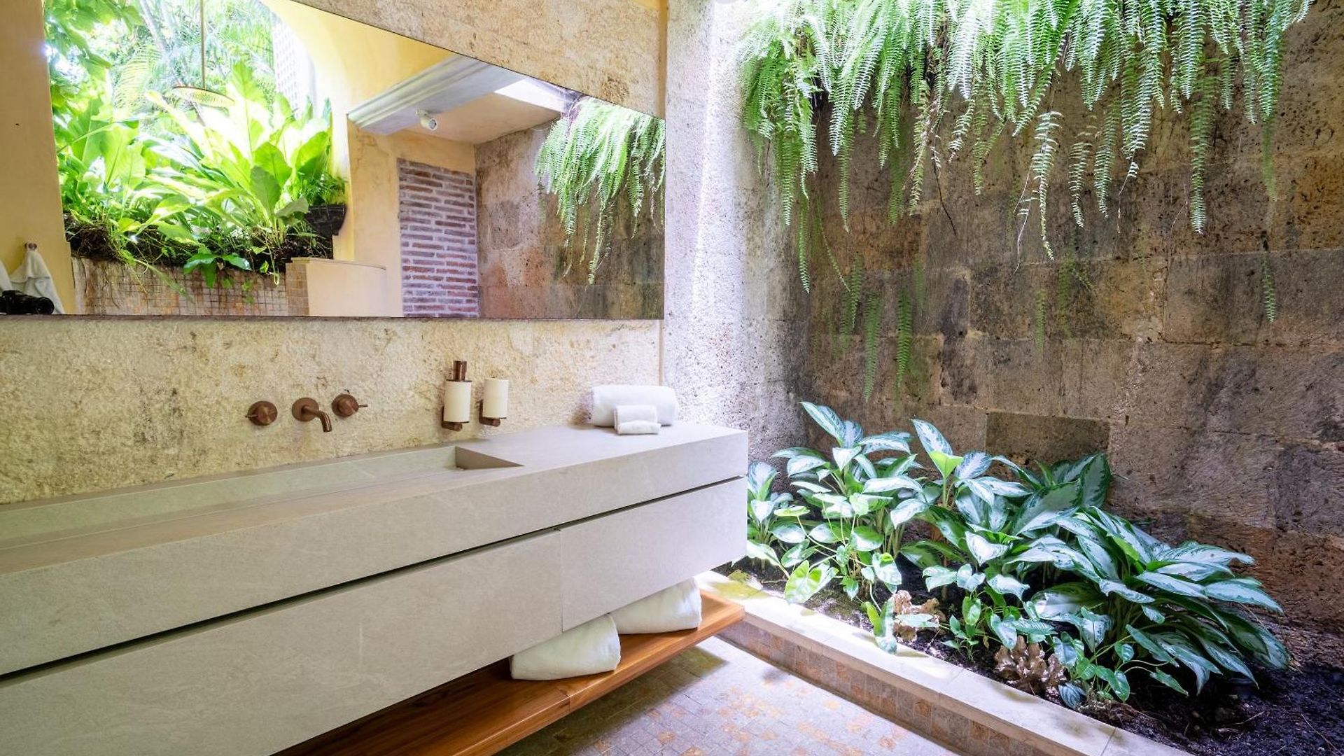 Casa Santiago Botero Hotel